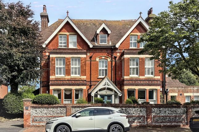 Grassington Road, Eastbourne 2 bed flat for sale