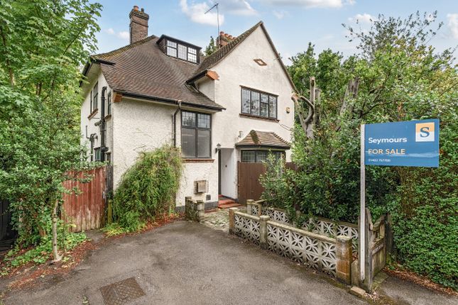 White Rose Lane, Surrey GU22 4 bed detached house for sale
