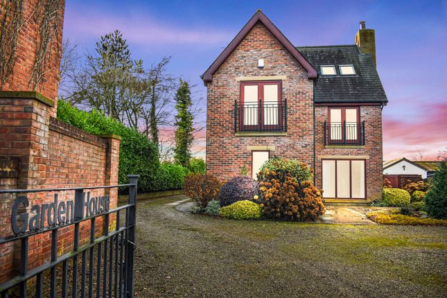 Catforth Road, Preston, PR4 4 bed detached house for sale