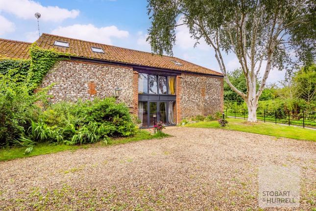 The Street, Norwich NR12 5 bed detached house for sale