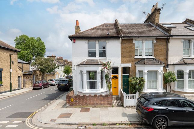White Hart Lane, London SW13 3 bed end of terrace house for sale