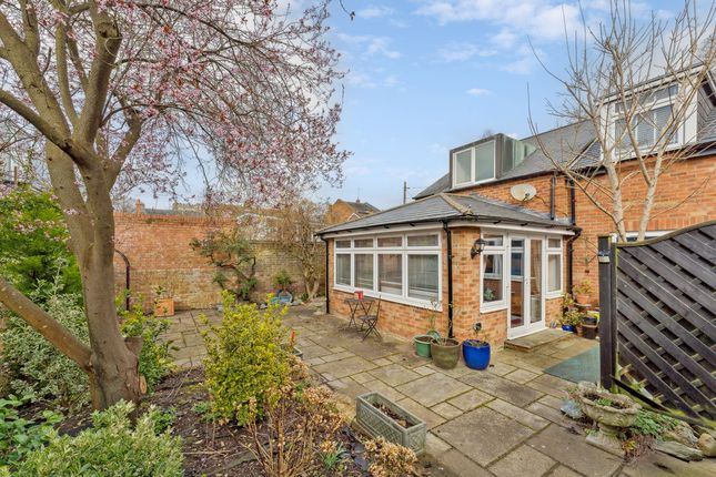 Thames Street, Wallingford, OX10 3 bed semi