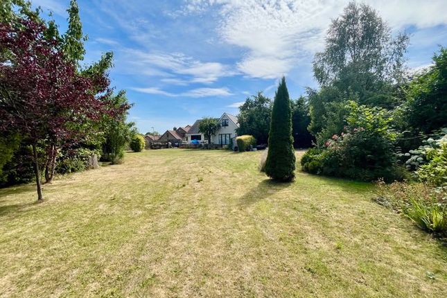 3 bed detached house