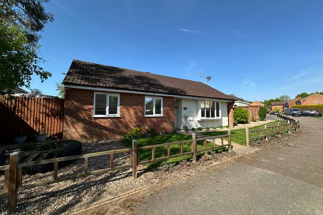 Stowmarket IP14 3 bed detached bungalow for sale