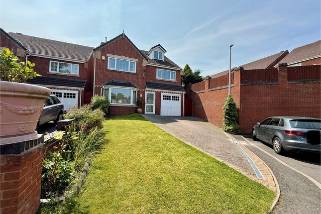 6 bedroom detached house for sale