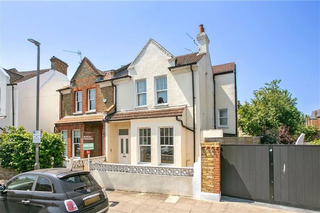 4 bed property