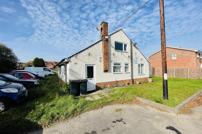 Off Arbury Road, Stockingford, 2 bed detached bungalow for sale