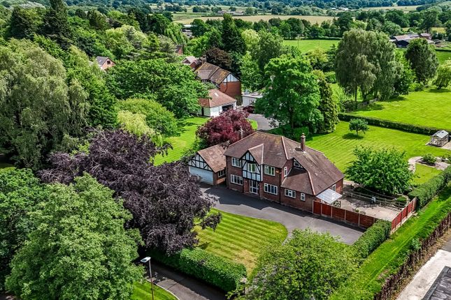 Adlington Road, Wilmslow, Cheshire, SK9 4 bed detached house for sale