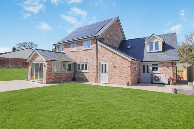 Slough Road Presteigne LD8 2NH 5 bed detached house for sale