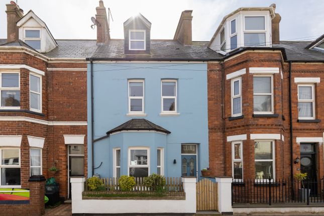 5 bed terraced house