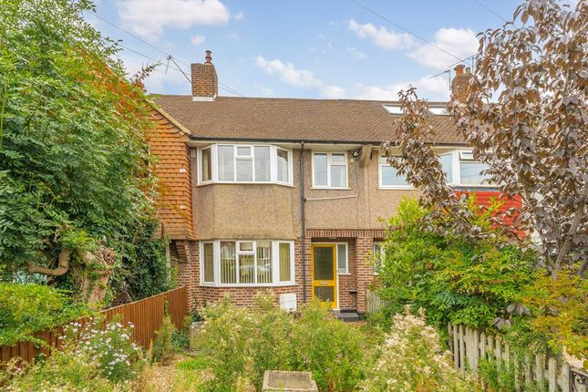 Lincoln Avenue, Twickenham TW2 3 bed terraced house for sale
