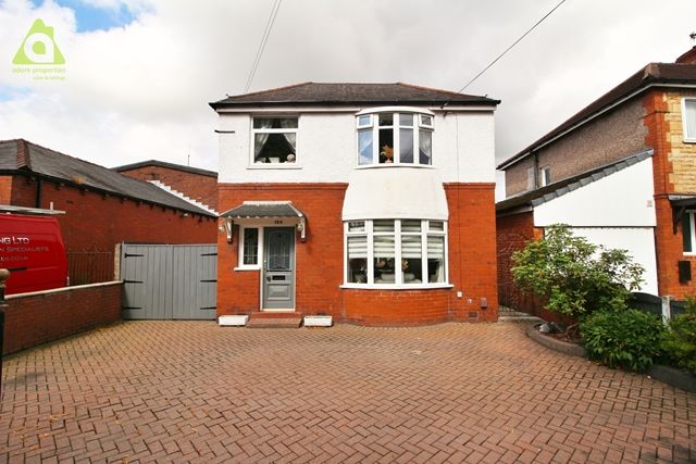 Wigan Road, Westhoughton, BL5 2AG 3 bed detached house for sale