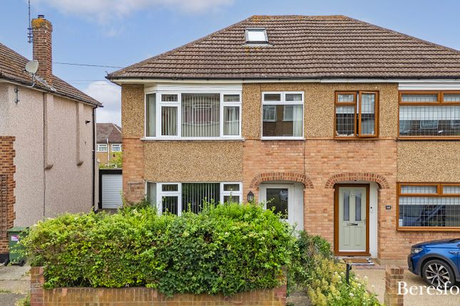 Atridge Chase, Billericay, CM12 3 bed semi