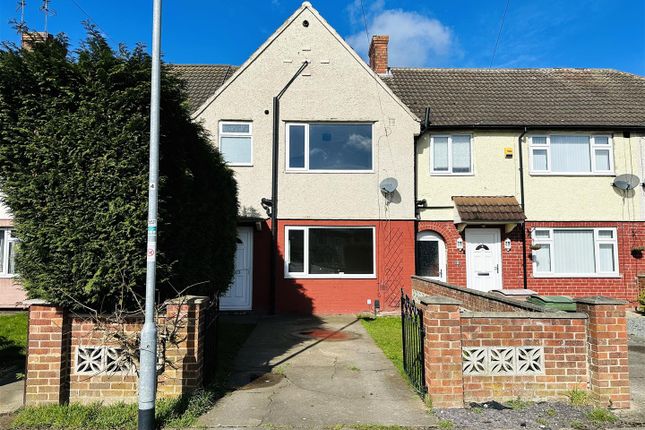 Westfield Square, Goole 3 bed end of terrace house for sale