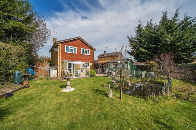 Chalcrafts, Alton, Hampshire, GU34 3 bed detached house for sale