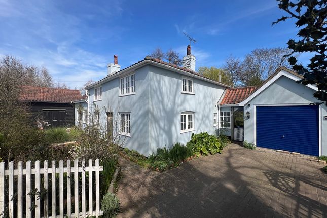 3 bedroom cottage for sale