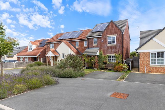 2 bedroom semi-detached house for sale