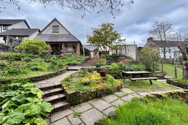 Drefach Velindre, Llandysul, SA44 3 bed detached house for sale