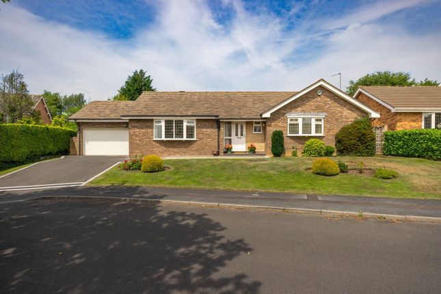 Fernwood, Stockport SK6 3 bed detached bungalow for sale
