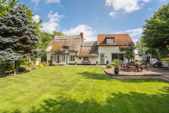 High Wych Lane, Sawbridgeworth CM21 3 bed detached house for sale