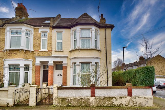 4 bedroom end of terrace house for sale