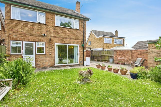 3 bed detached house