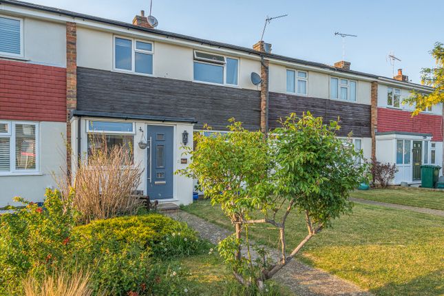 Gordon Road, Shepperton, TW17 3 bed house for sale