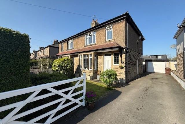 Idle Road, Eccleshill, Bradford 3 bed semi