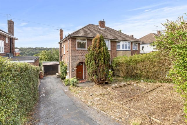 Terryfield Road, High Wycombe HP13 3 bed semi