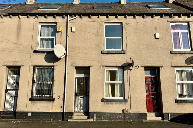 Westlock Avenue, Leeds 2 bed terraced house for sale