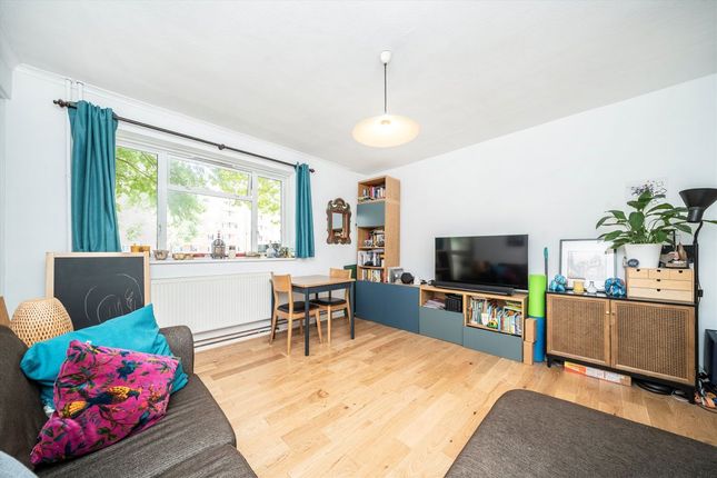 Lindley Street, London E1 2 bed flat for sale