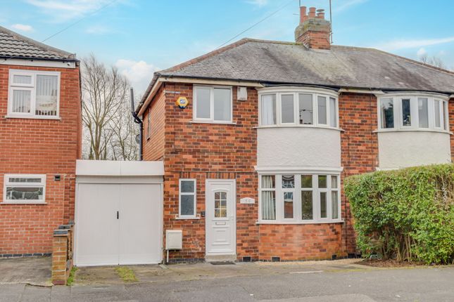 Gwencole Crescent, Braunstone Town, LE3 3 bed semi