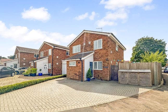 Slip End, Bedfordshire LU1 4 bed detached house for sale