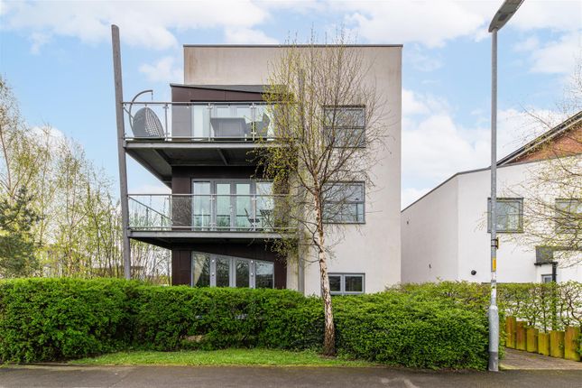 2 bed flat