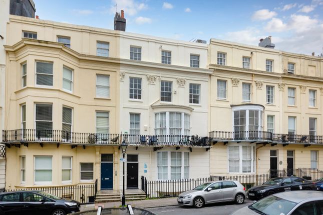 Cavendish Place, Brighton, BN1 2 bed flat for sale