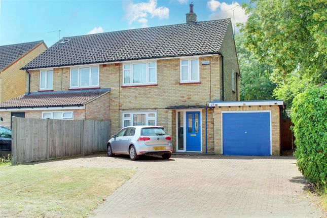 Dellsome Lane, Welham Green AL9 3 bed semi