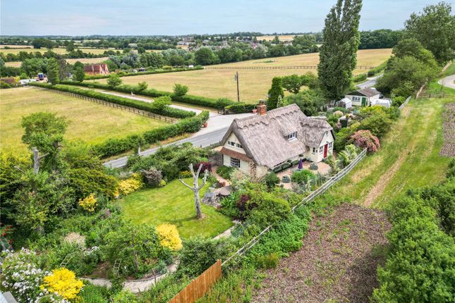 Panfield Road, Braintree, Essex, CM7 3 bed detached house for sale