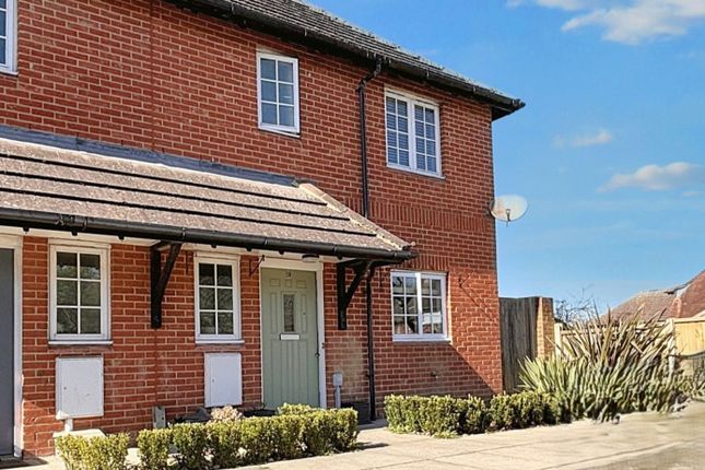 Cherry Trees, Coulsdon CR5 3 bed end of terrace house for sale