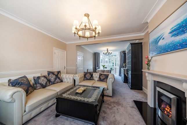 Colindeep Gardens, Hendon, NW4 5 bed detached house for sale