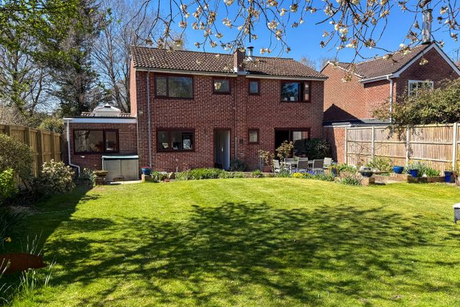 Penwood, Highclere, Newbury, RG20 4 bed link detached house for sale