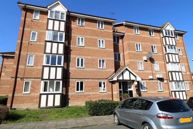 Chandlers Drive, Erith 2 bed flat for sale
