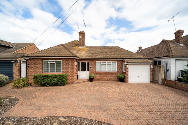 Singlewell Road, Gravesend DA11 4 bed detached bungalow for sale