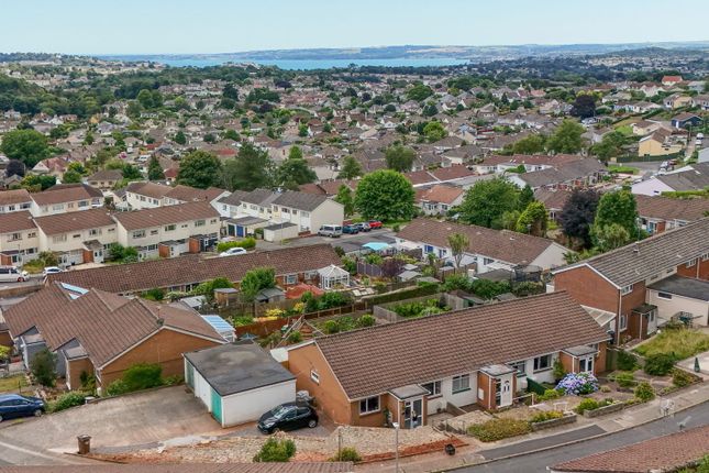 2 bedroom semi-detached bungalow for sale
