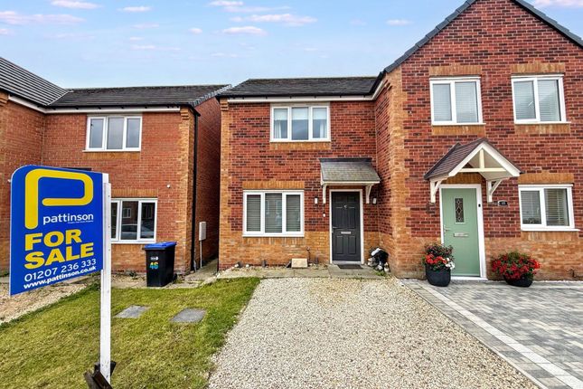 2 bedroom semi-detached house for sale
