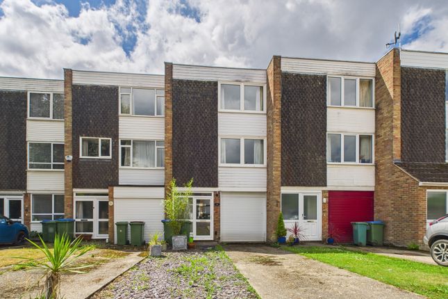 Parkfield, Horsham 3 bed townhouse for sale