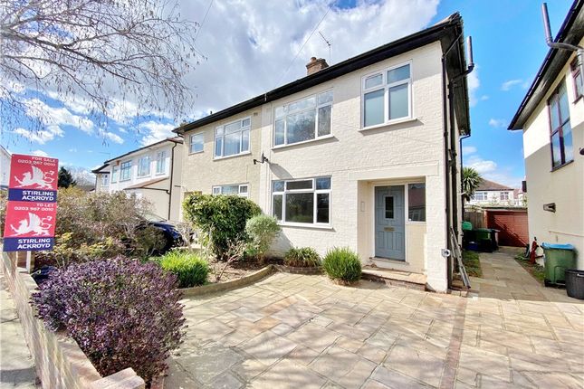 Alton Gardens, Twickenham, TW2 3 bed semi