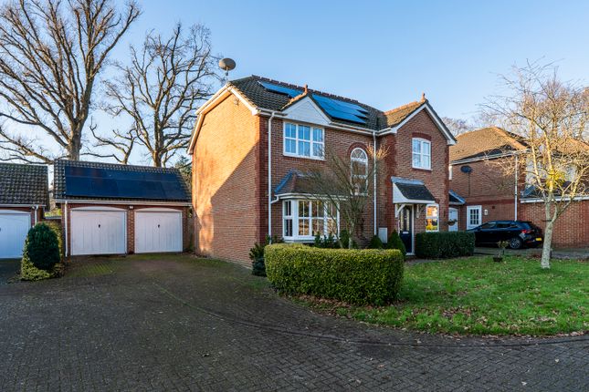 Newbury Place, Warsash, Southampton... 4 bed detached house for sale