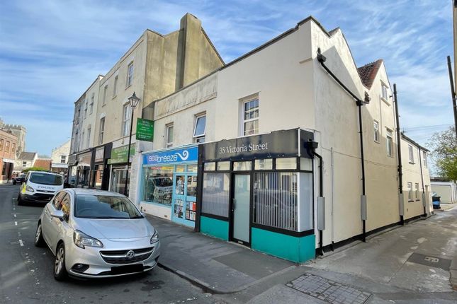 3 bedroom maisonette for sale