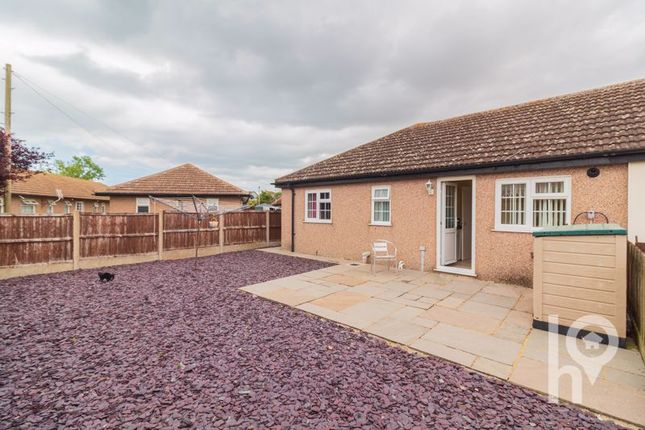 2 bedroom semi-detached bungalow for sale
