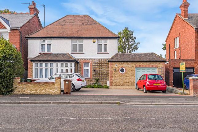 Priestlands Park Road, Sidcup 3 bed detached house for sale